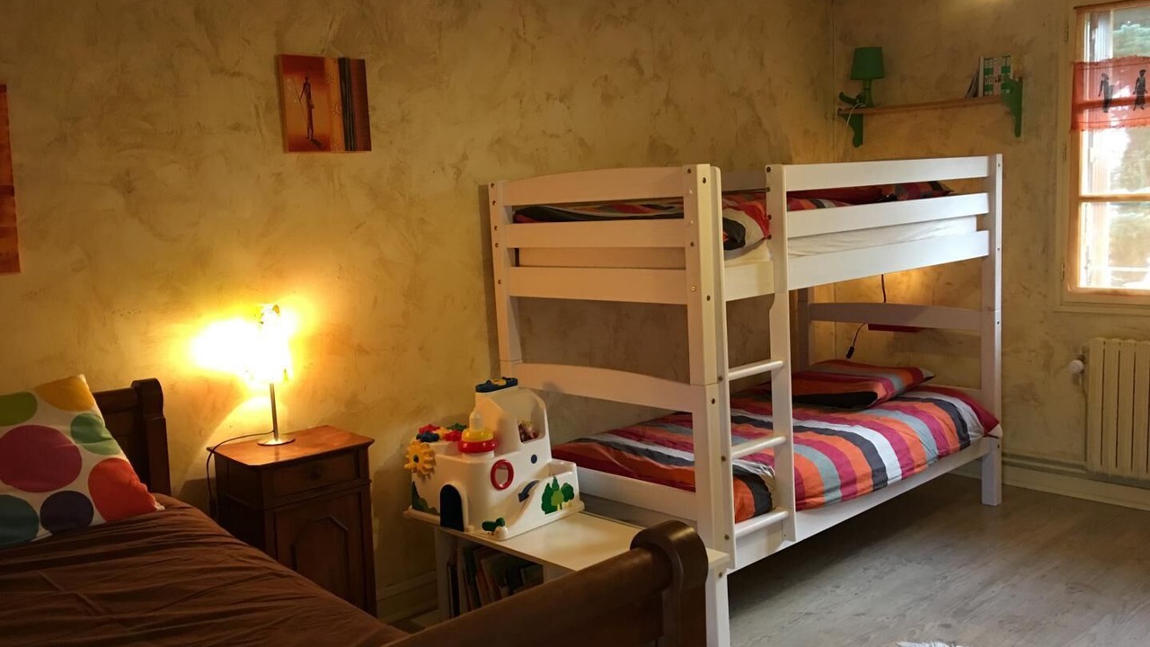 Photo of Others in Payre