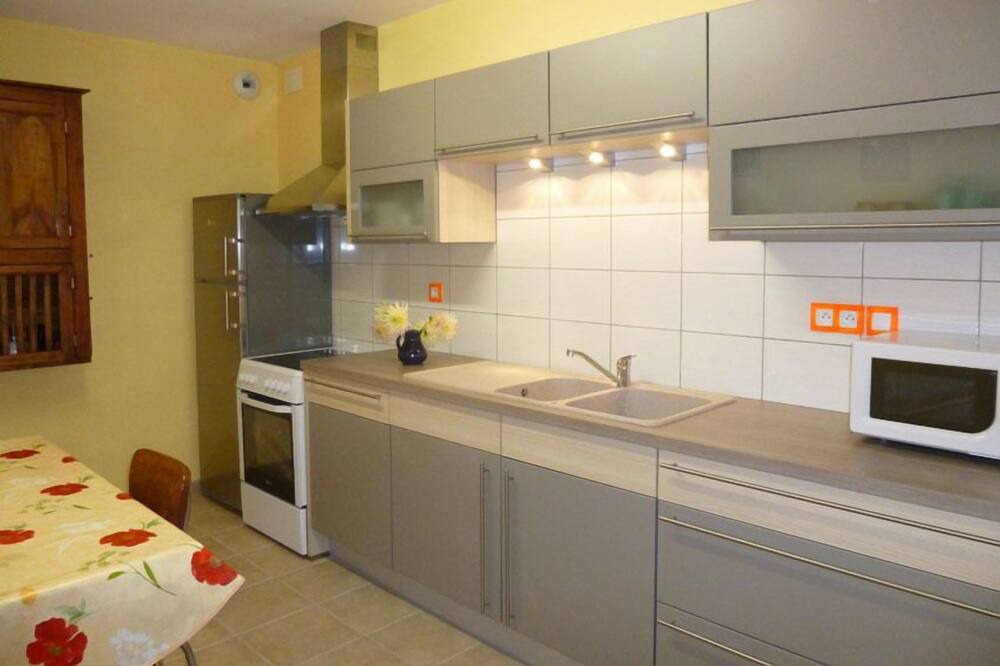 Photo of Kitchen in Scorbe-Clairvaux