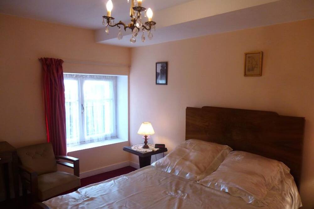 Photo of Bedroom in Scorbe-Clairvaux