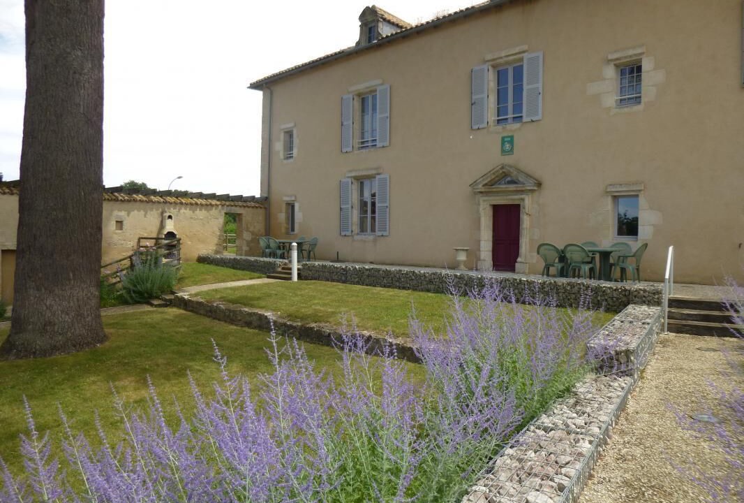 Photo of Outdoor in Lhommaize