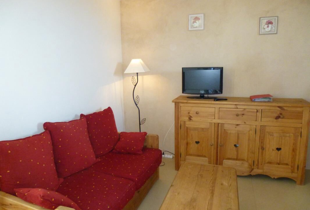 Photo of Livingroom in Lhommaize