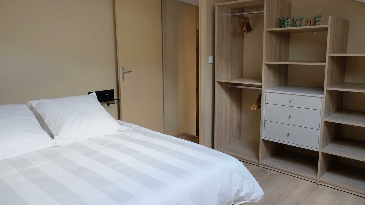 Photo of Bedroom in Celle-Levescault