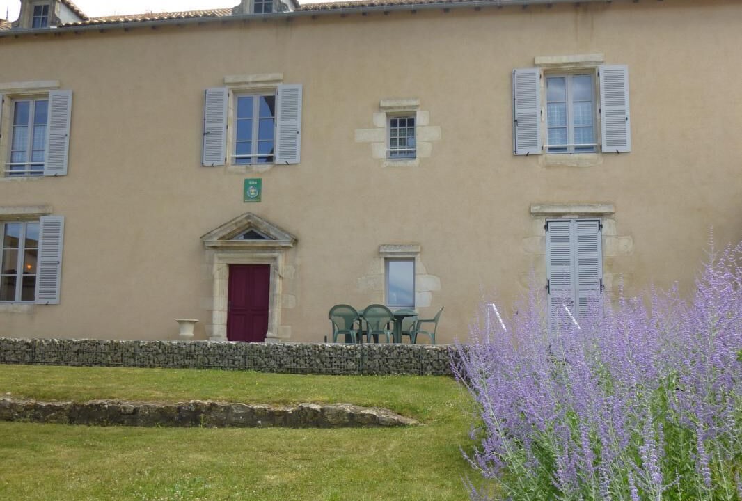 Photo of Outdoor in Lhommaize