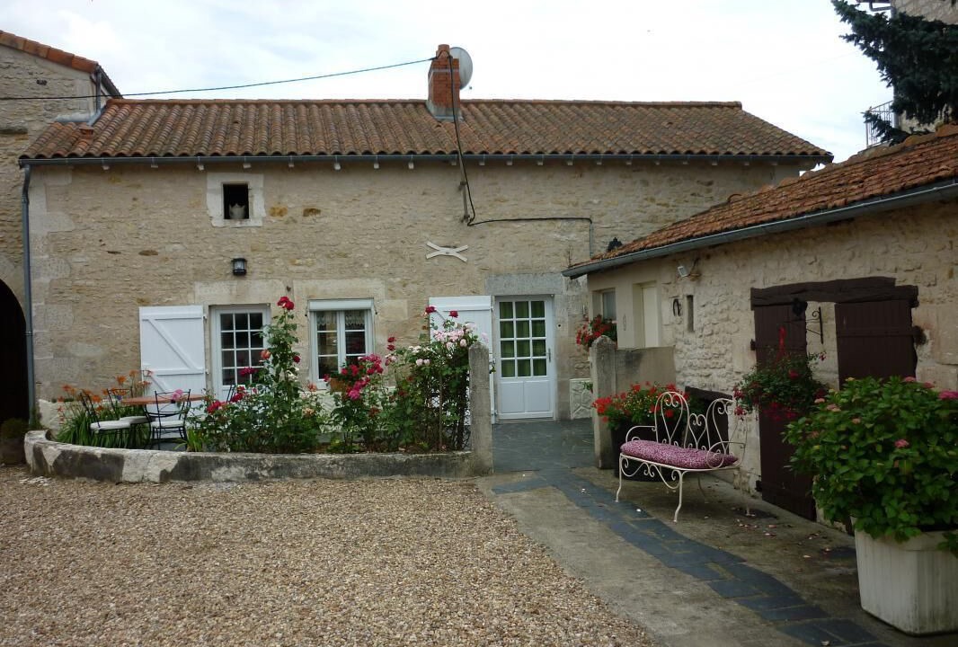 Photo of Outdoor in Saint-Georges-les-Baillargeaux