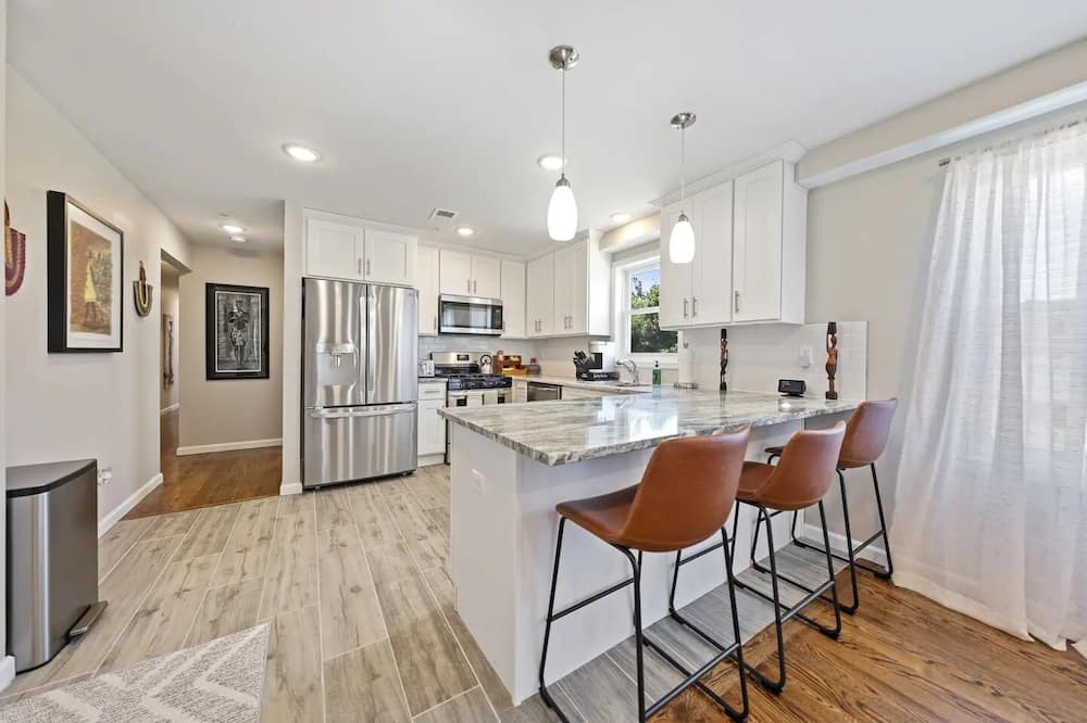 Photo of Kitchen in Oak Square