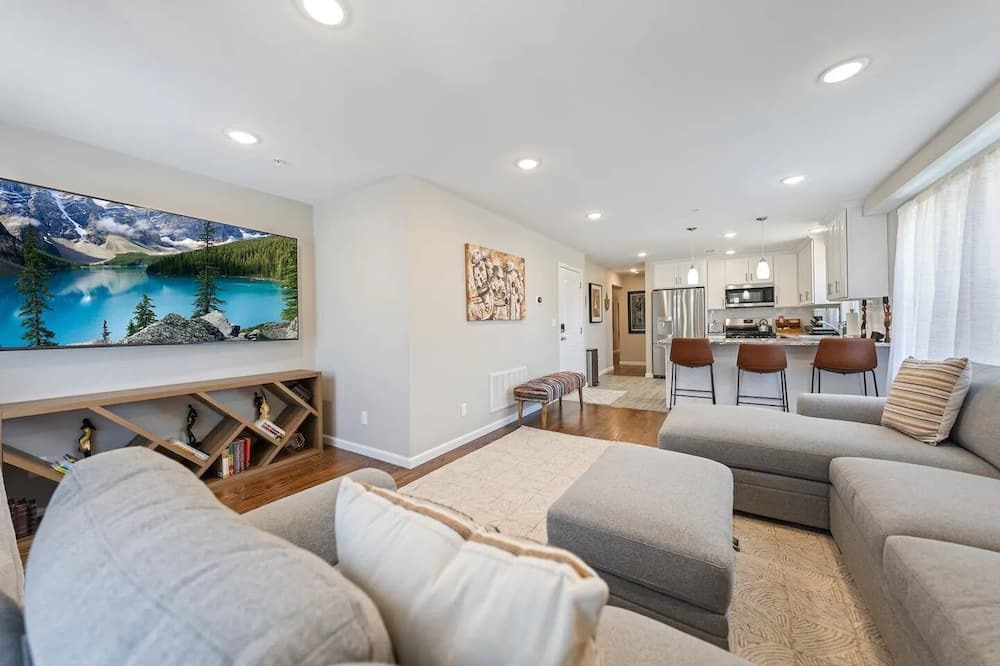 Photo of Livingroom in Oak Square