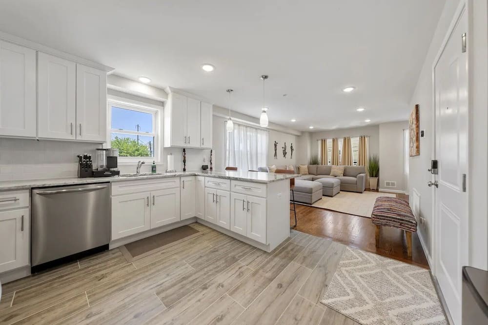 Photo of Kitchen in Oak Square