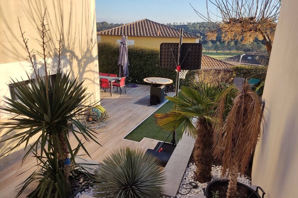 Photo of Outdoor in Garrigues