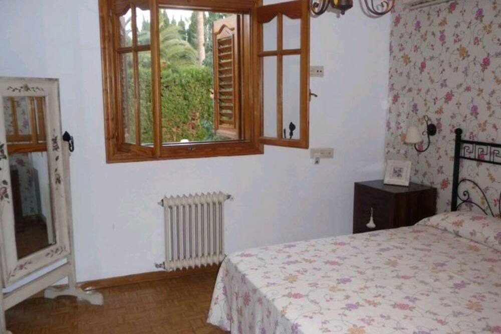 Photo of Bedroom in Paterna