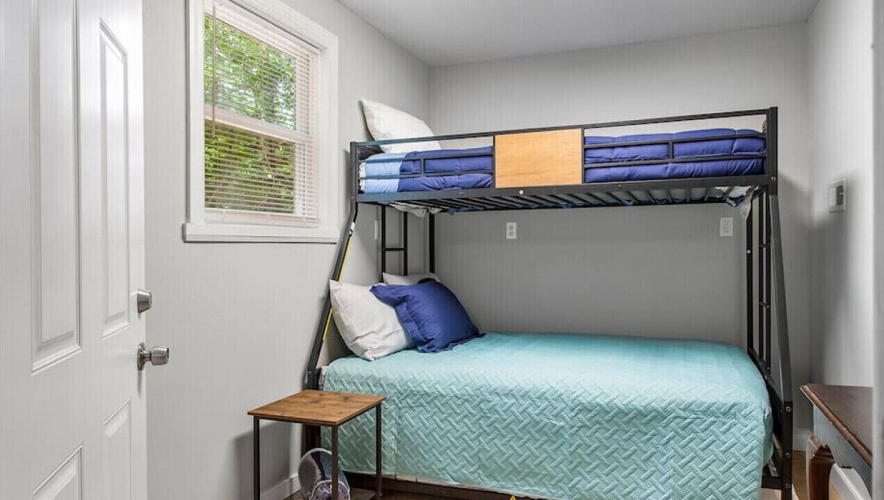Photo of Bedroom in North Chesterfield