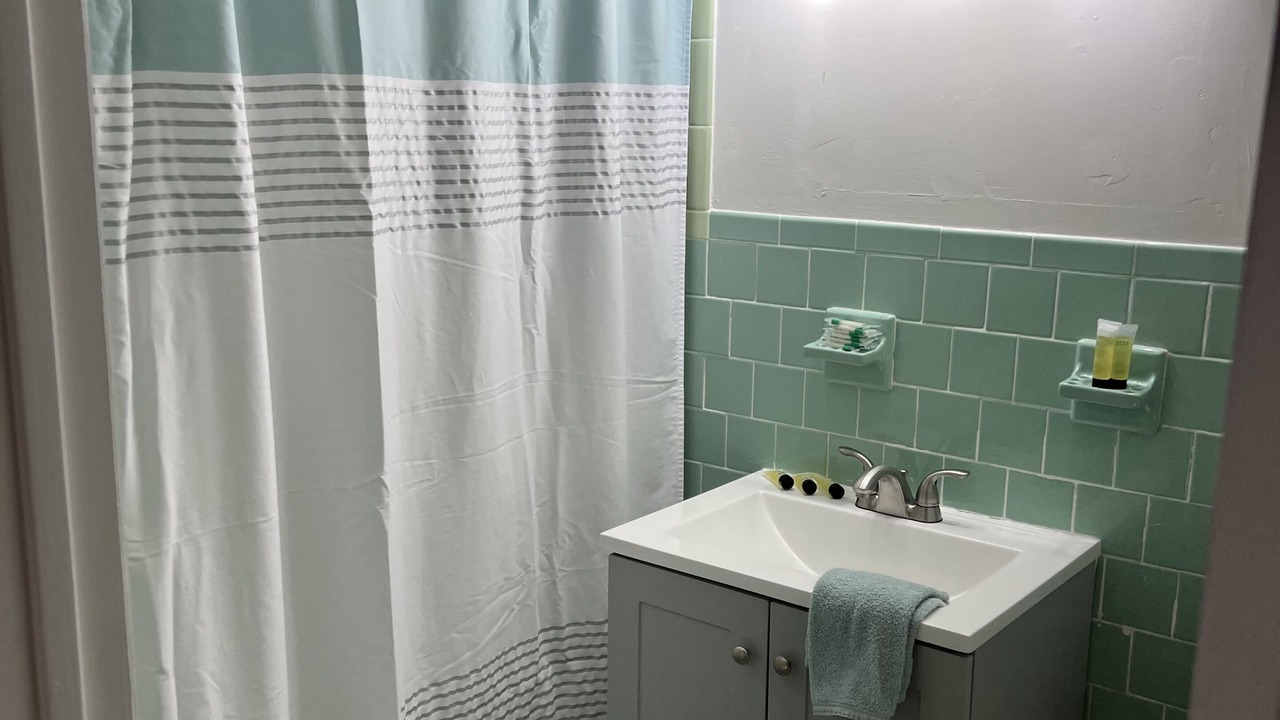 Photo of Bathroom in Willoughby Spit