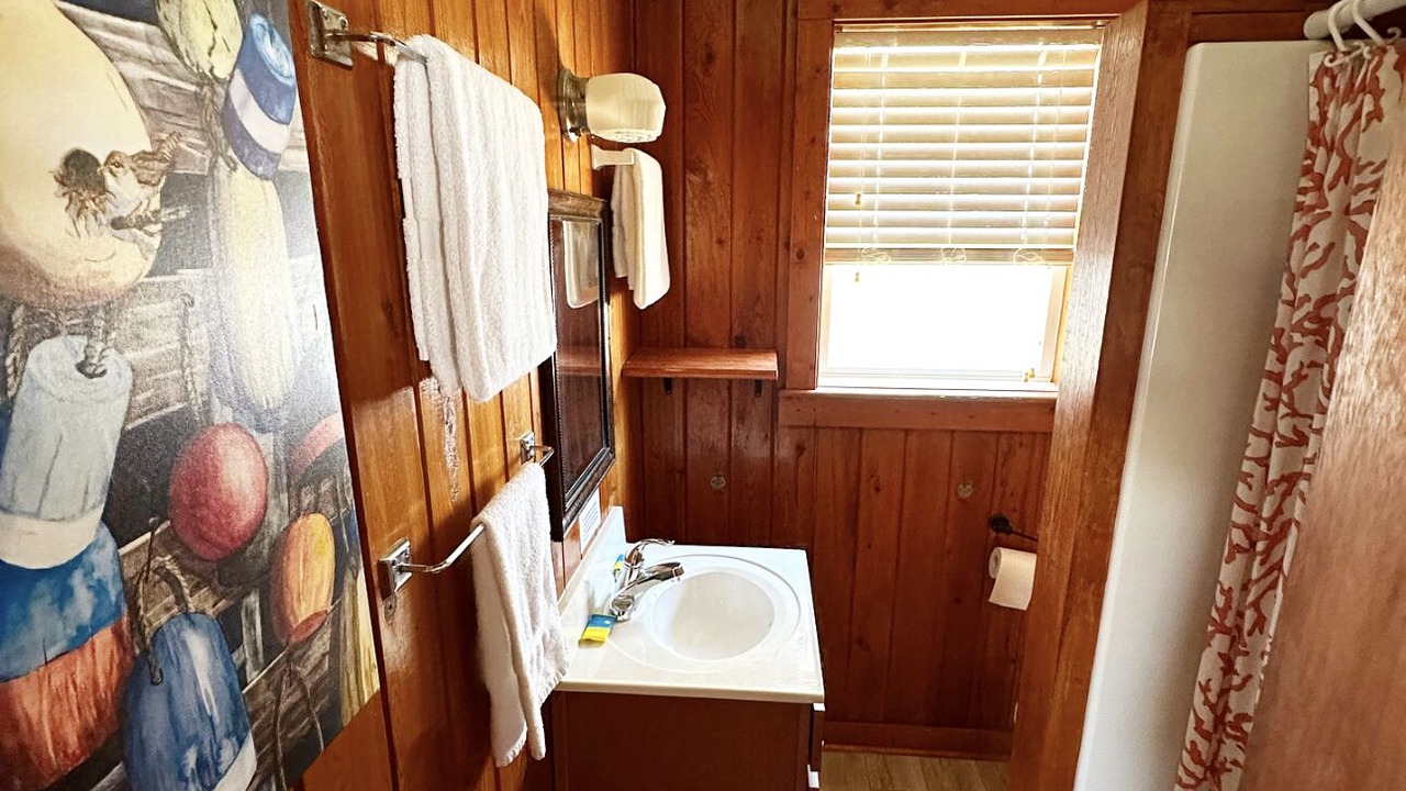 Photo of Bathroom in Nags Head