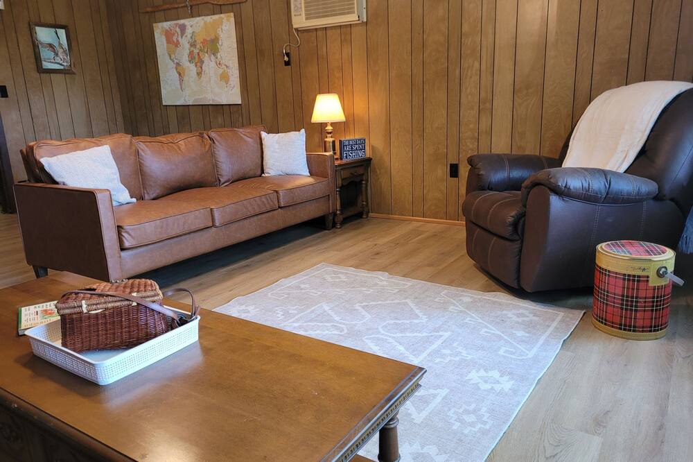 Photo of Livingroom in Taylor