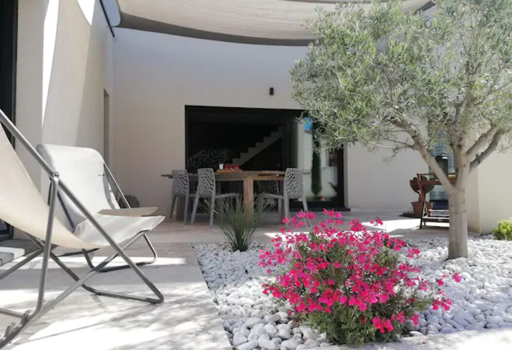 Photo of Patio Balcony in Lirac