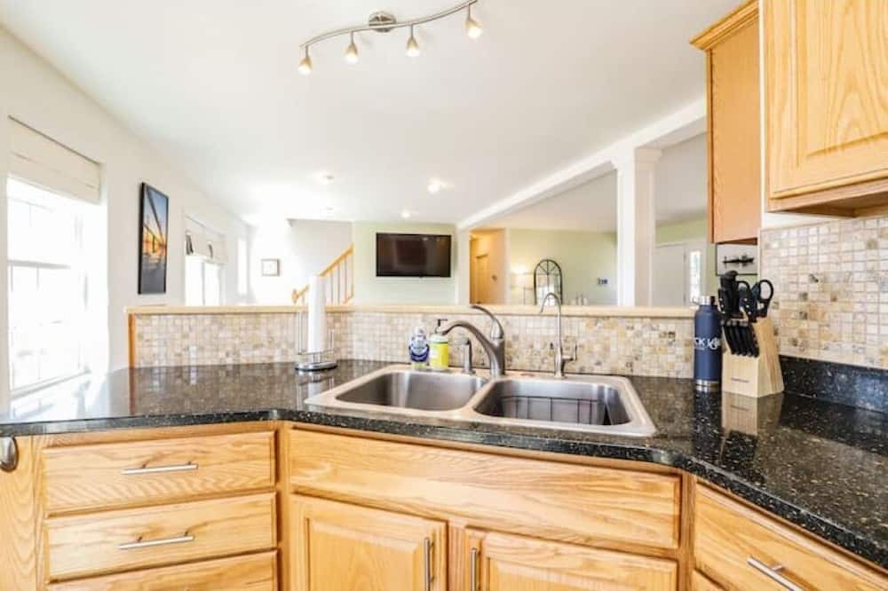 Photo of Bedroom in Onancock