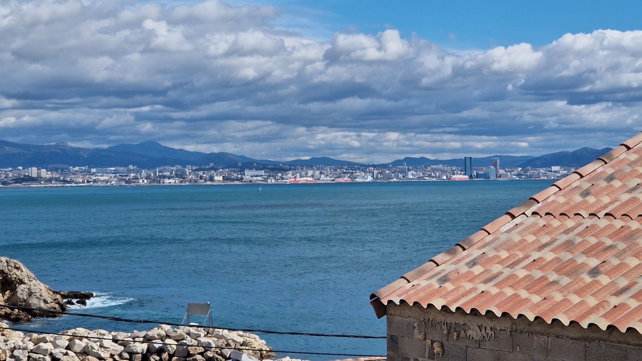 Photo of Others in Niolon