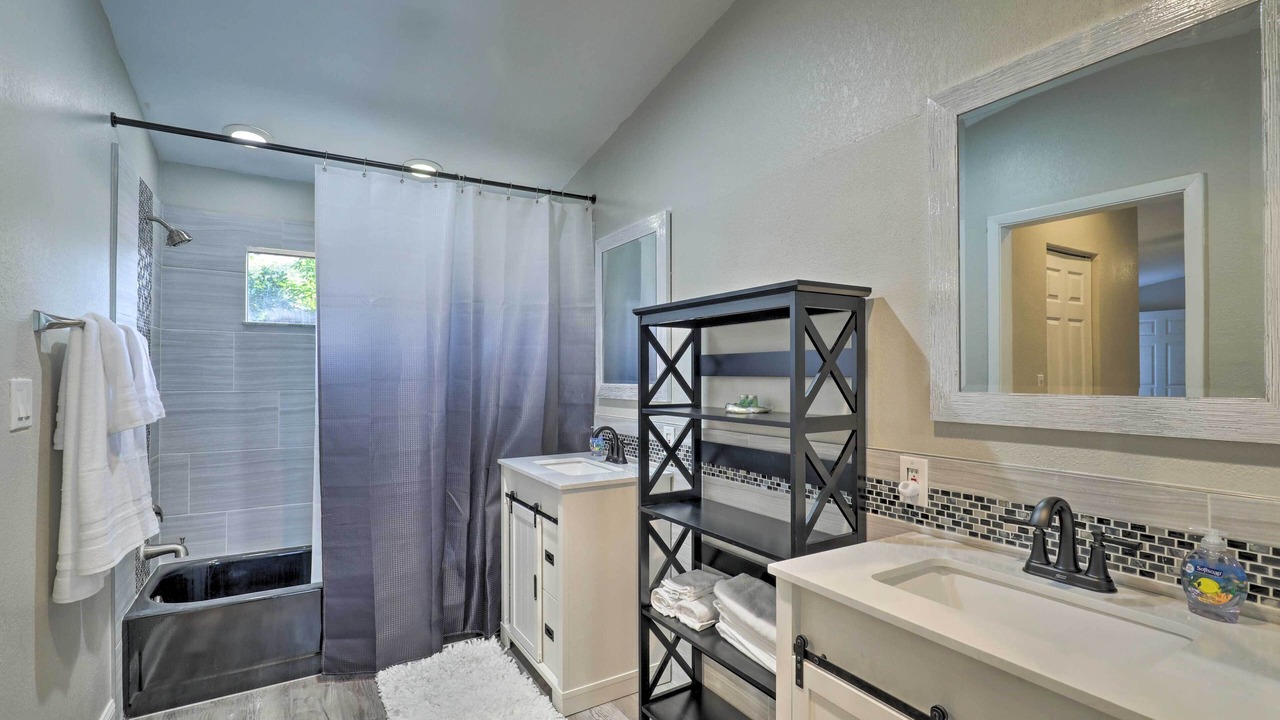 Photo of Others in Hammocks Of Palm Harbor