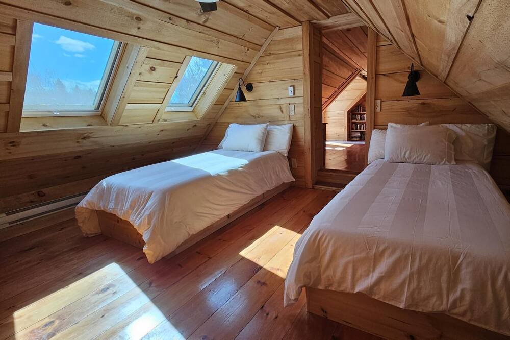 Photo of Others in East Central Franklin