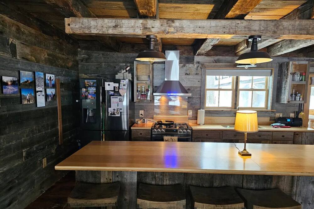 Photo of Kitchen in East Central Franklin