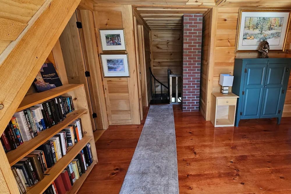 Photo of Others in East Central Franklin