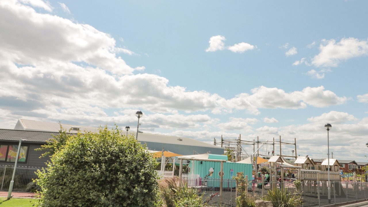 Photo of Others in Cayton Bay