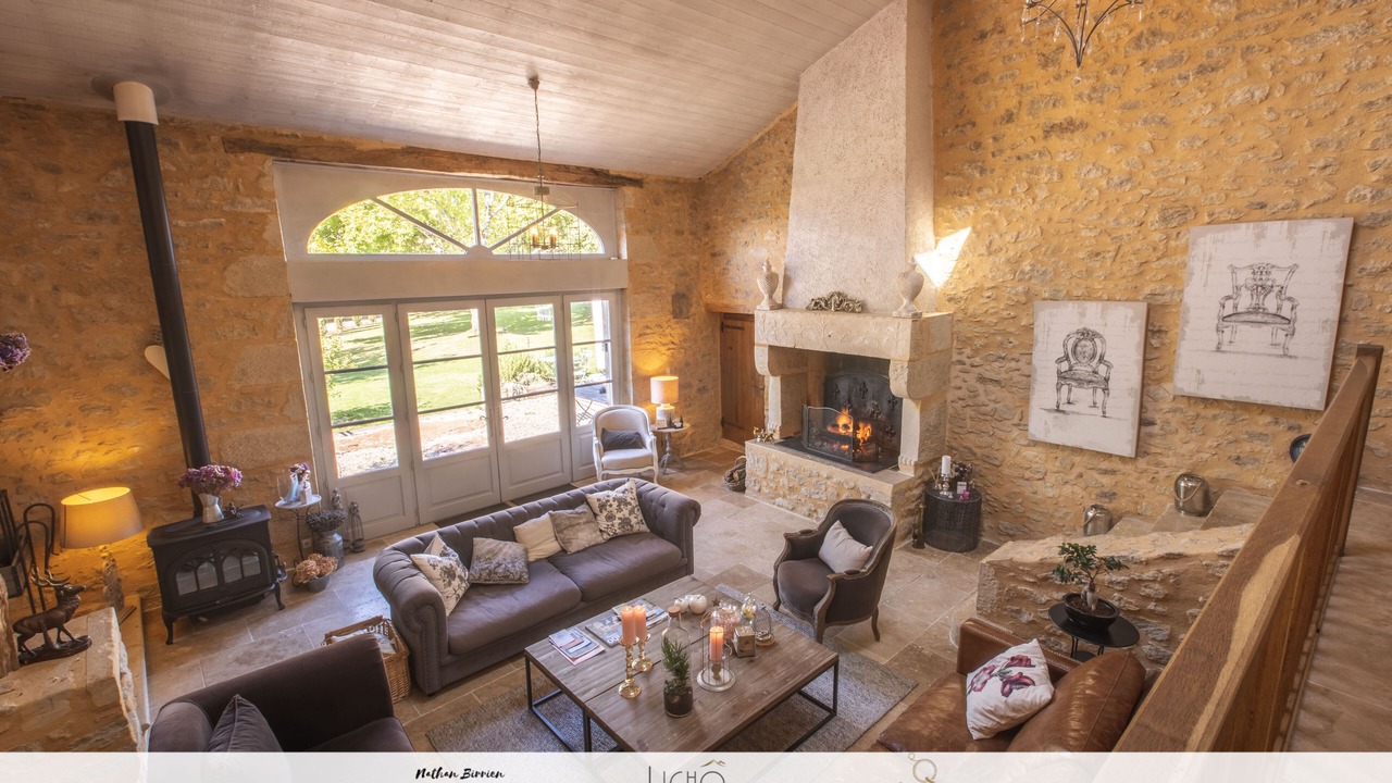 Photo of Others in Les Esseintes