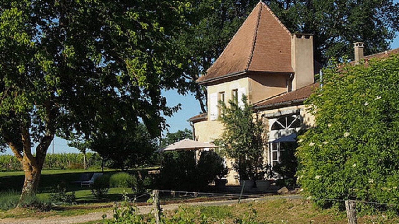 Photo of Outdoor in Les Esseintes