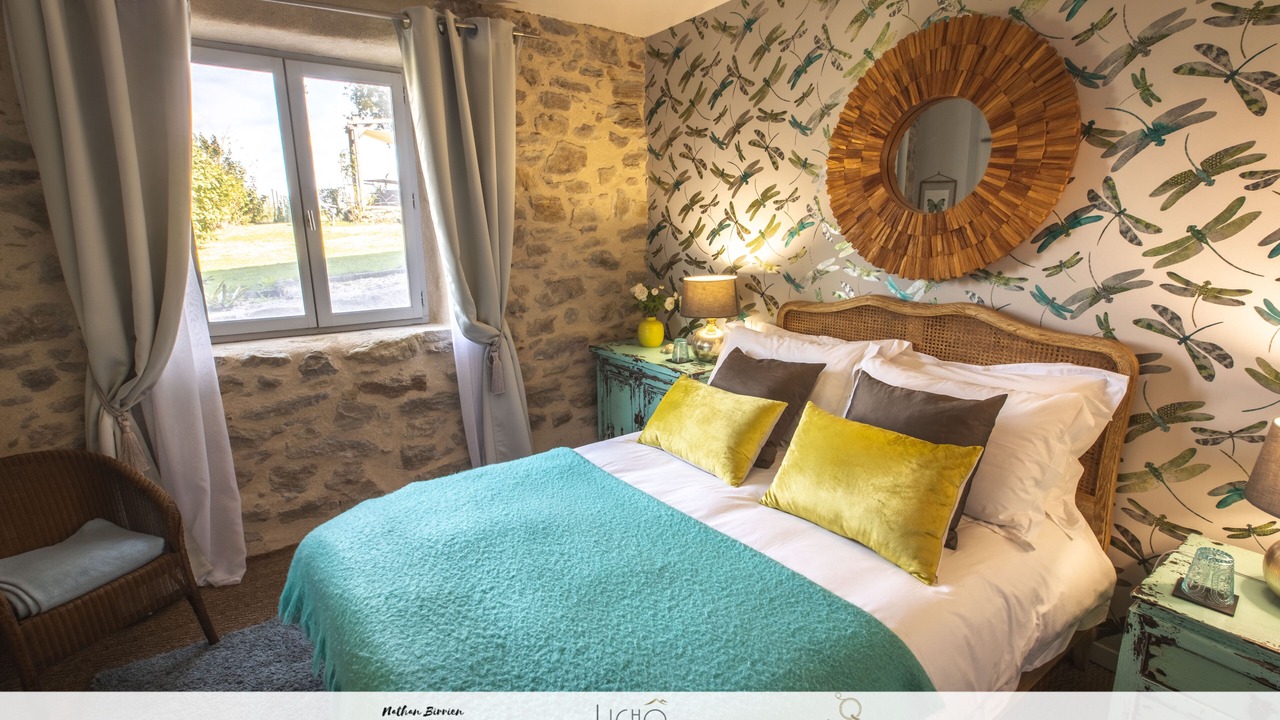 Photo of Others in Les Esseintes