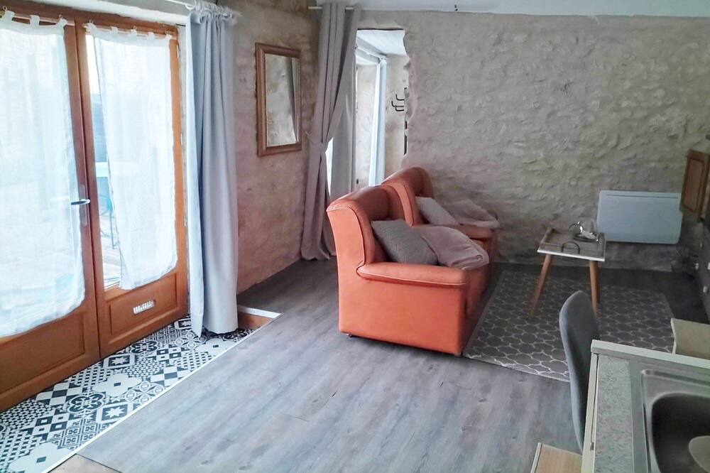 Photo of Livingroom in Courbiac