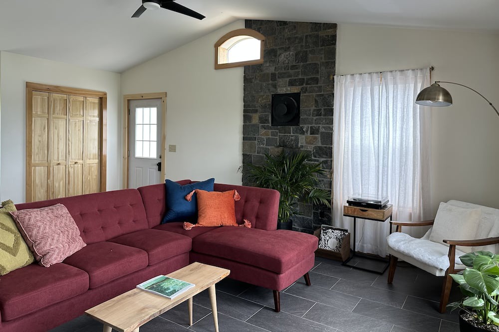 Photo of Livingroom in Hector