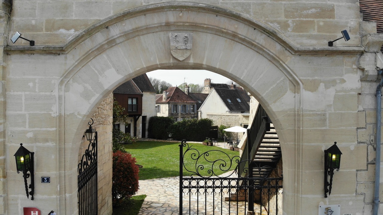 Photo of Outdoor in Mello