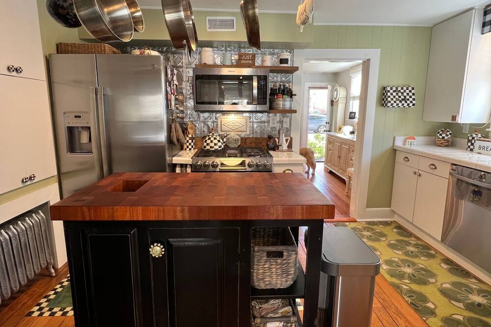 Photo of Others in Annapolis