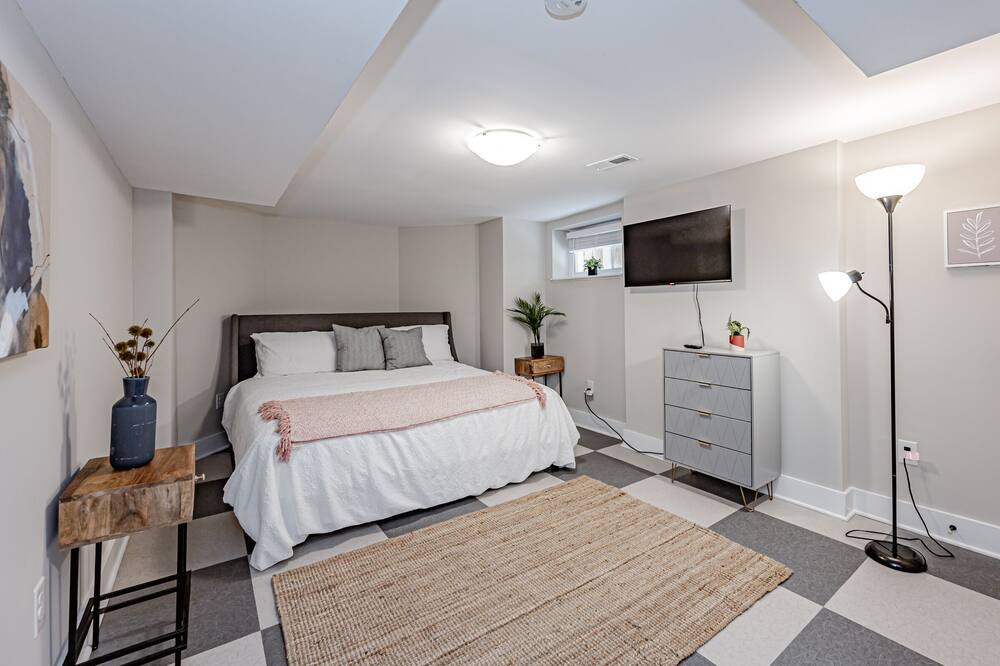 Photo of Bedroom in Fan District