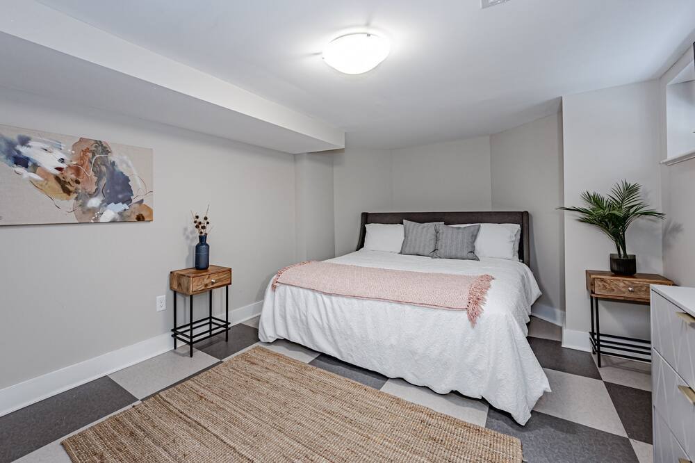Photo of Bedroom in Fan District