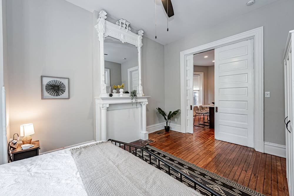 Photo of Bedroom in Fan District