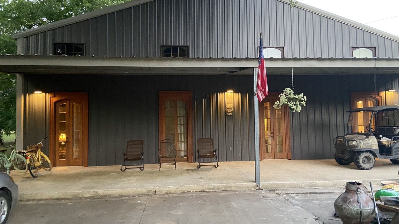 Photo of Outdoor in Mittie