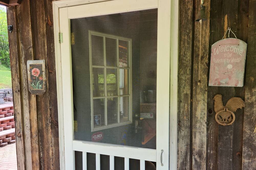 Photo of Outdoor in Claypool Hill