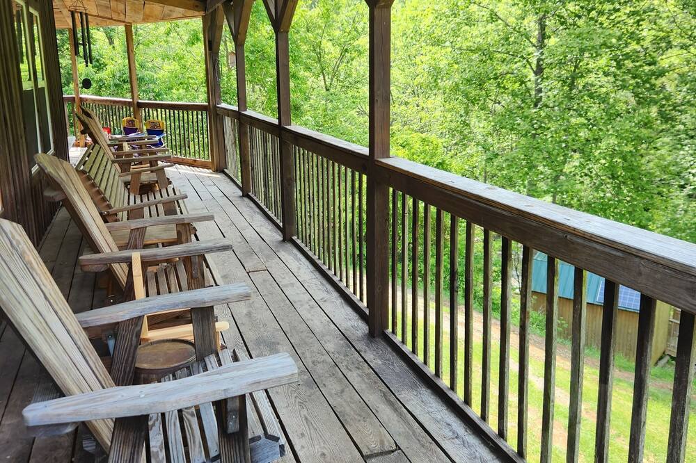 Photo of Outdoor in Claypool Hill
