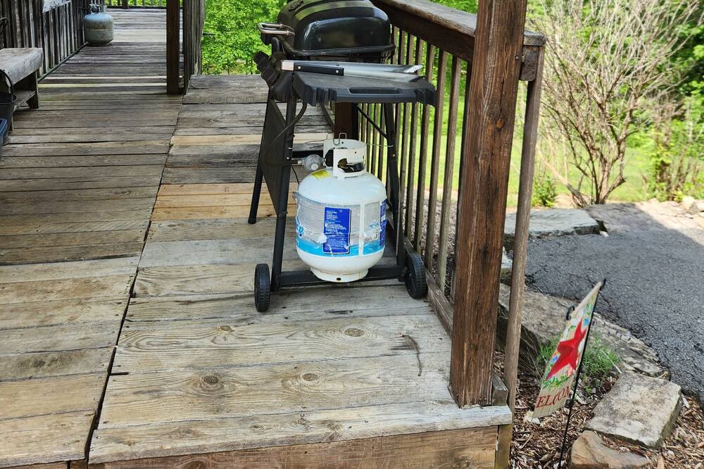 Photo of Outdoor in Claypool Hill