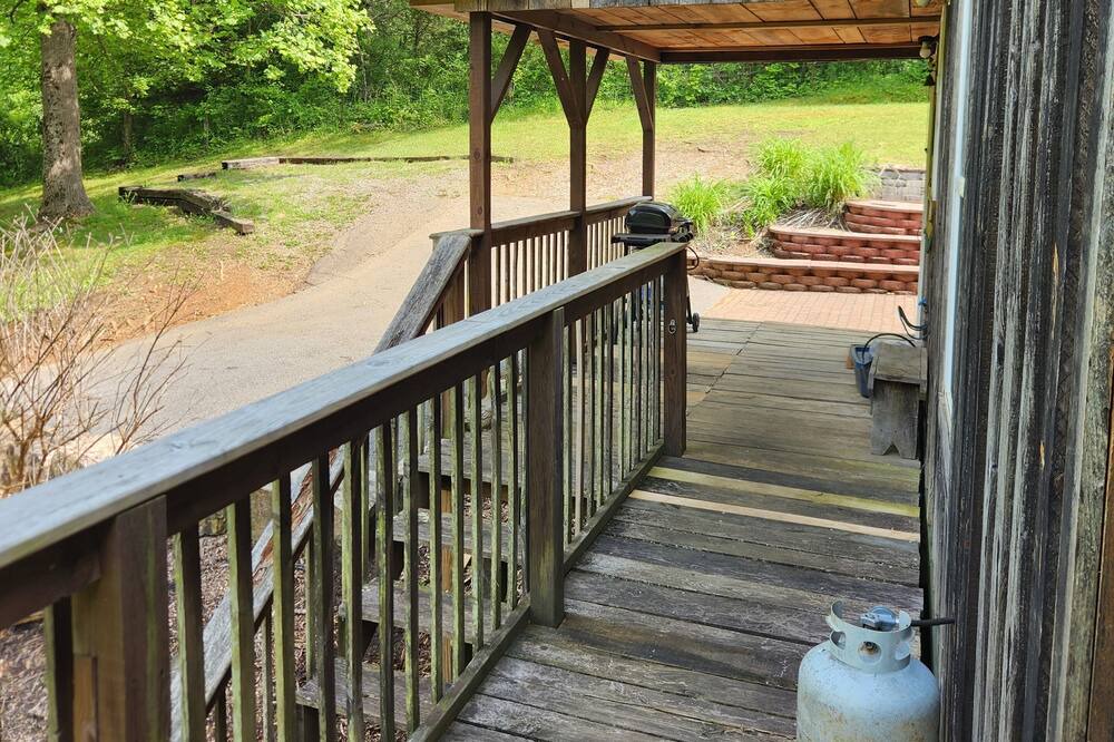 Photo of Outdoor in Claypool Hill