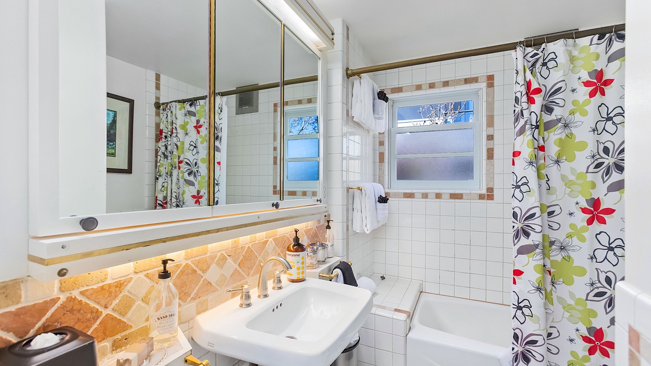 Photo of Bathroom in Briarcliff