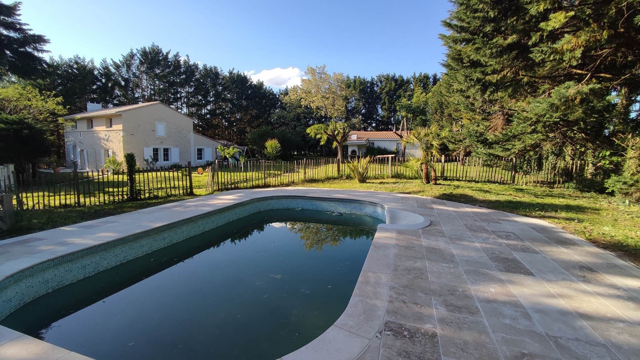 Photo of Outdoor in Saint-Antoine-de-Breuilh