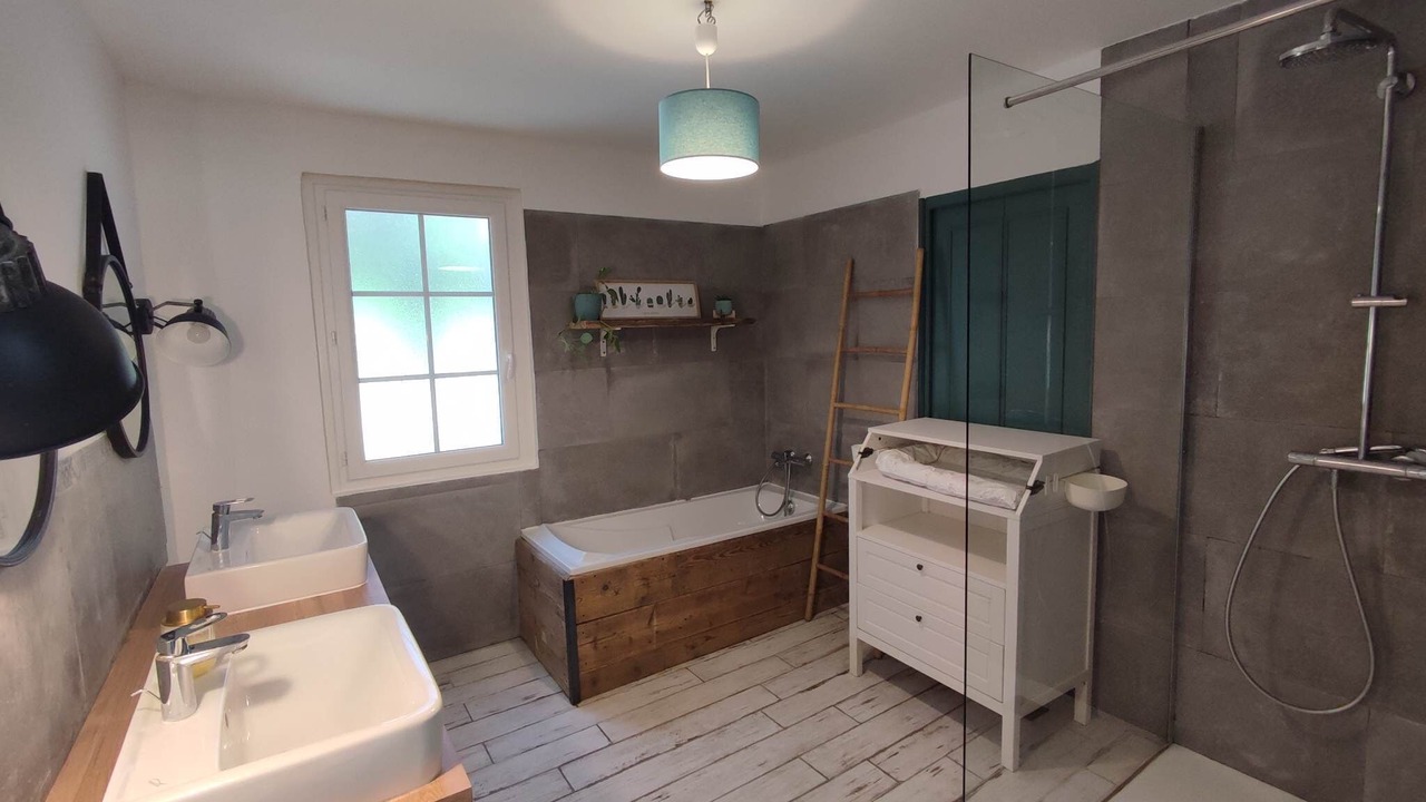 Photo of Others in Saint-Antoine-de-Breuilh