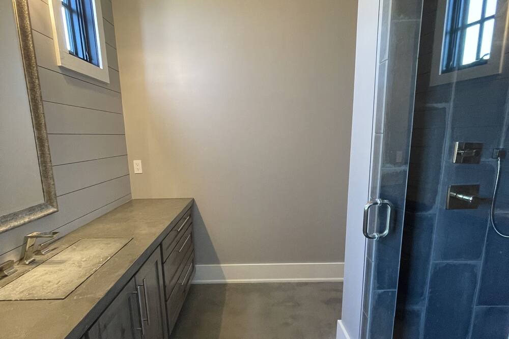 Photo of Bathroom in Crane Hill