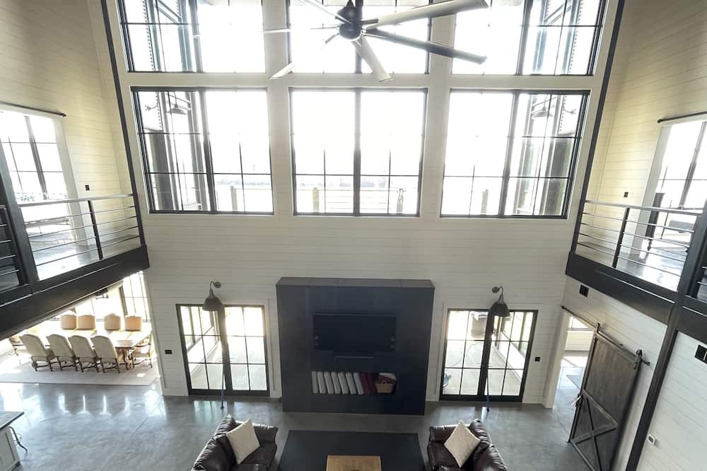 Photo of Others in Crane Hill