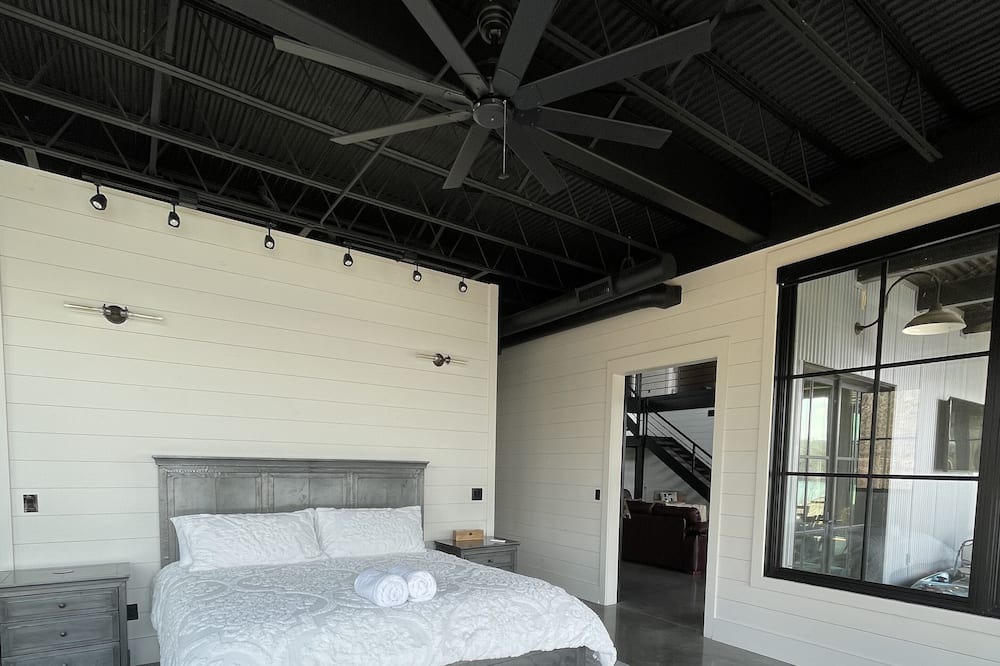 Photo of Outdoor in Crane Hill