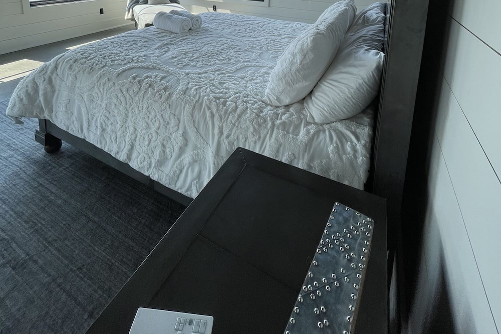 Photo of Others in Crane Hill