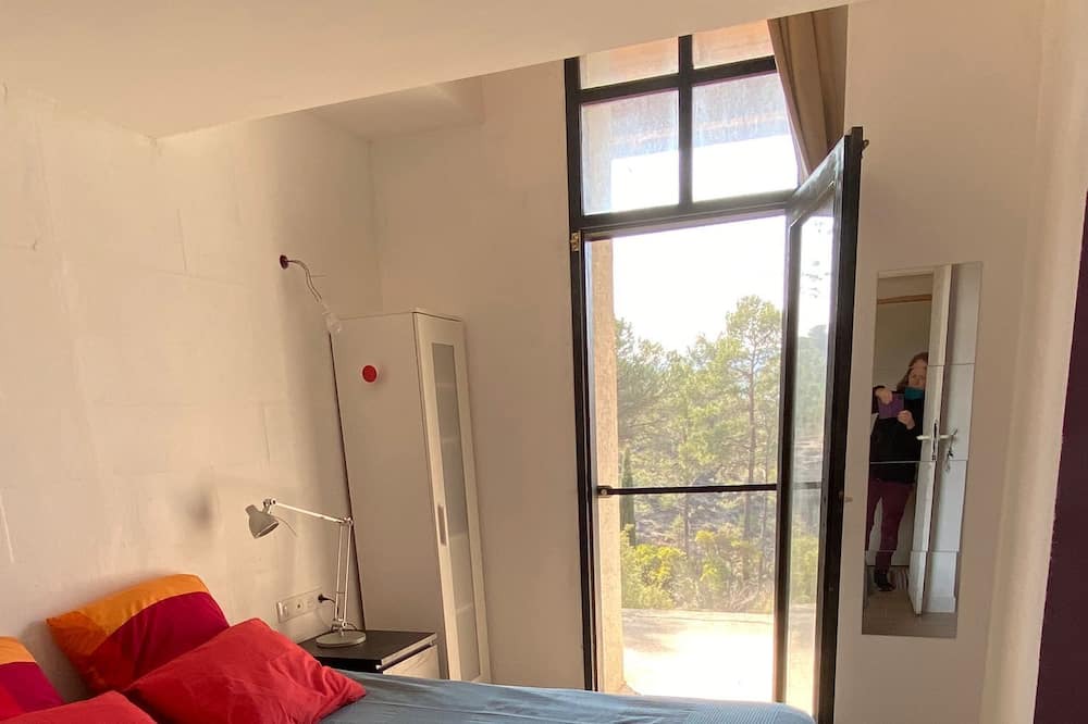 Photo of Bedroom in Pompignan