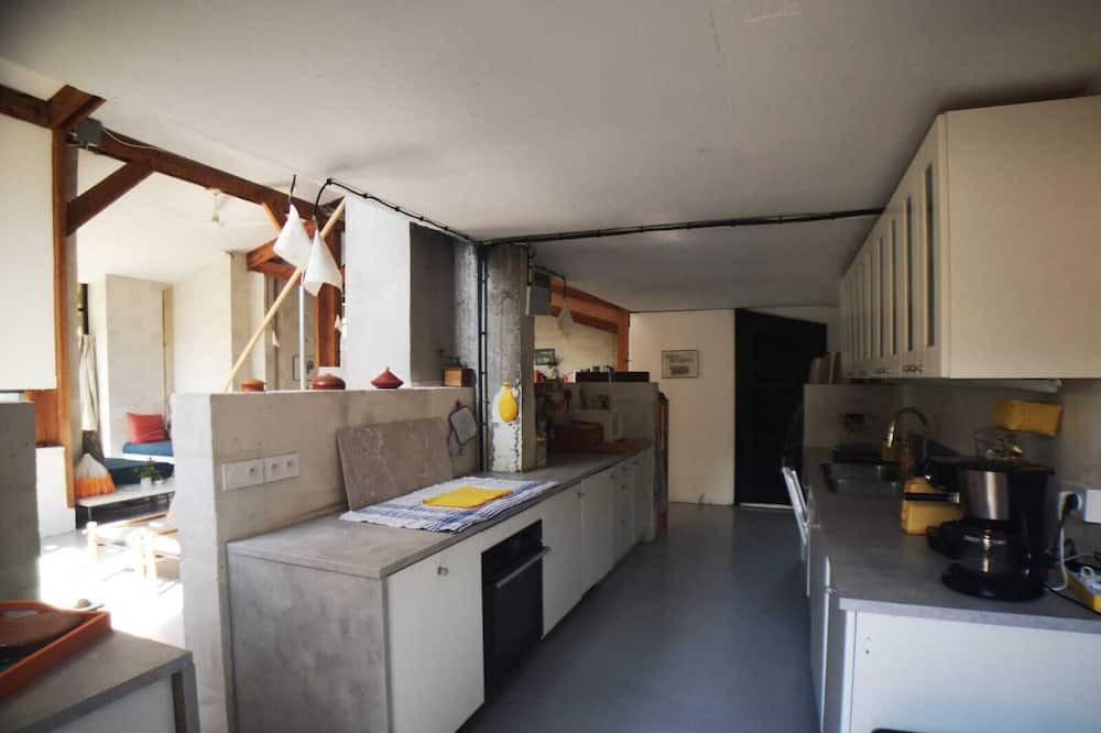 Photo of Kitchen in Pompignan