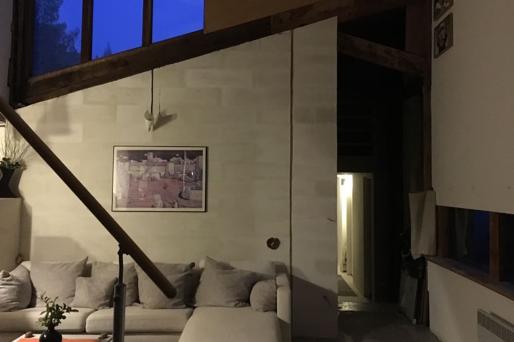 Photo of Bedroom in Pompignan